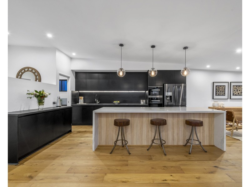 89 Hillside Crescent, Hamilton QLD 4007