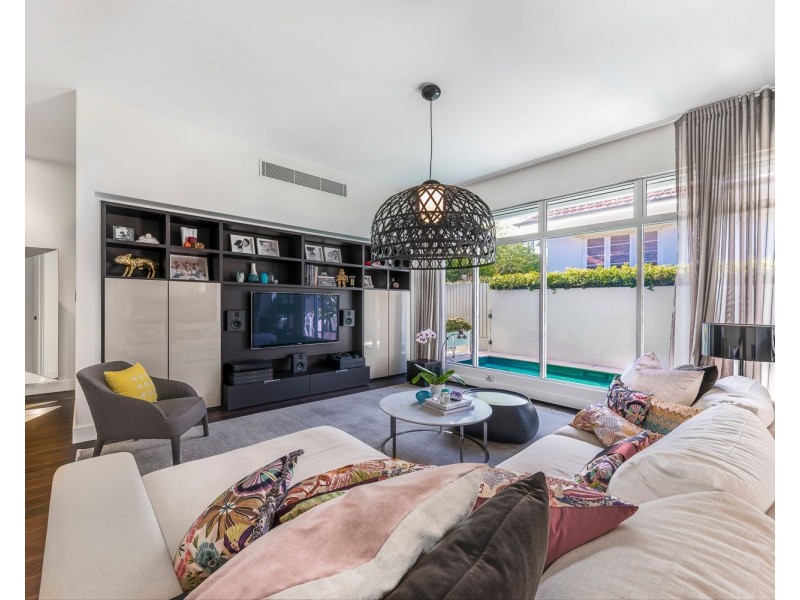 72 Ascot Street, Ascot QLD 4007