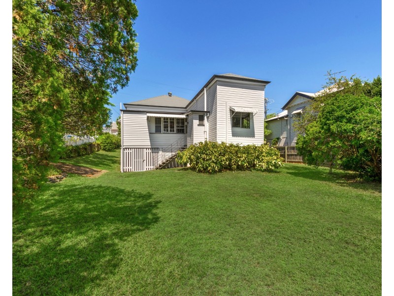 8 Alexandra Road, Ascot QLD 4007