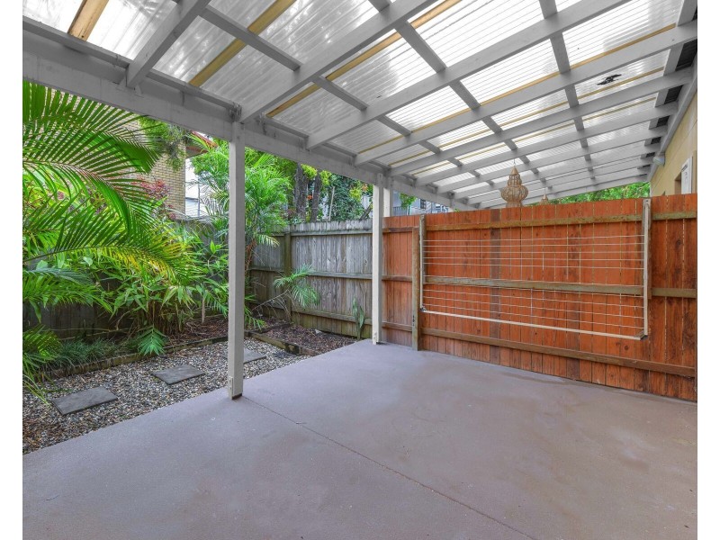 2/22 Silva Street, Ascot QLD 4007