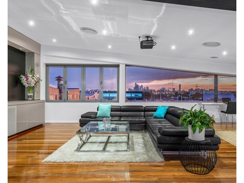 12 Moore Street, Albion QLD 4010