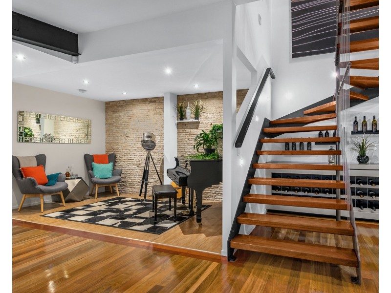 12 Moore Street, Albion QLD 4010