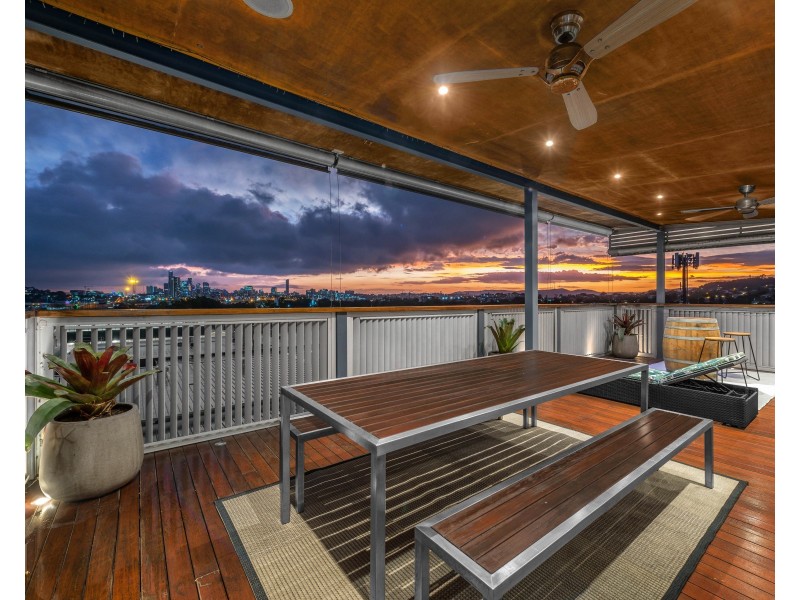 12 Moore Street, Albion QLD 4010