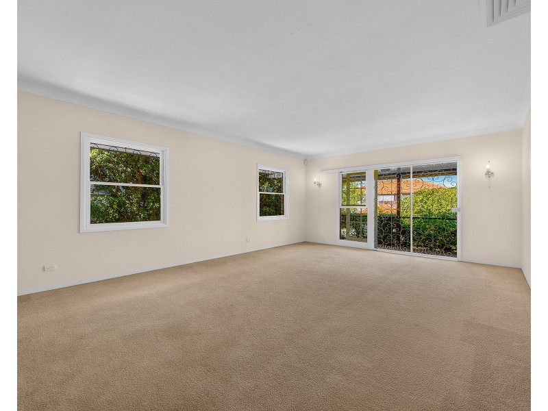 11 Craven Street, Clayfield QLD 4011