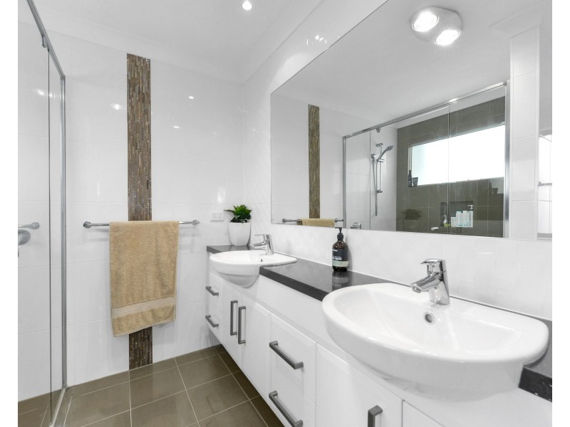 2A Rous Street, Hendra QLD 4011