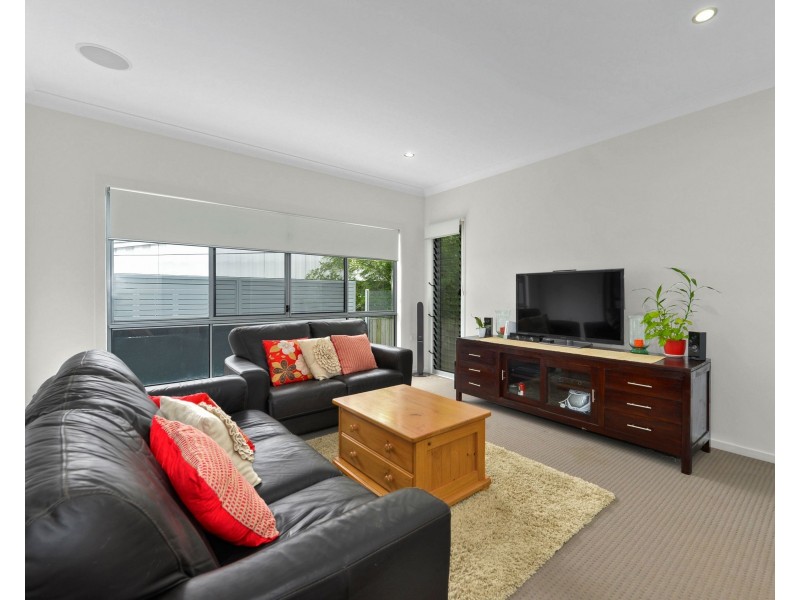 2A Rous Street, Hendra QLD 4011