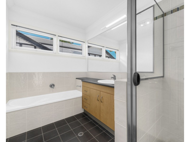 32 Campbell Terrace, Wavell Heights QLD 4012