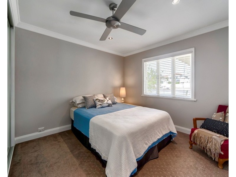 11 Bank Street, Windsor QLD 4030