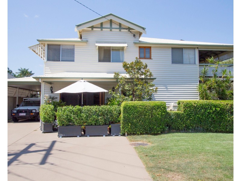 35 Hamilton Avenue, Hendra QLD 4011