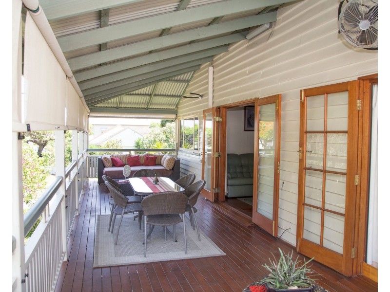 35 Hamilton Avenue, Hendra QLD 4011