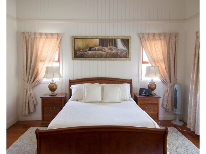 35 Hamilton Avenue, Hendra QLD 4011