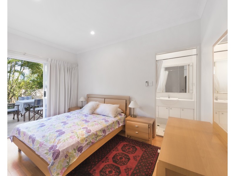 1/38 Riverview Terrace, Hamilton QLD 4007