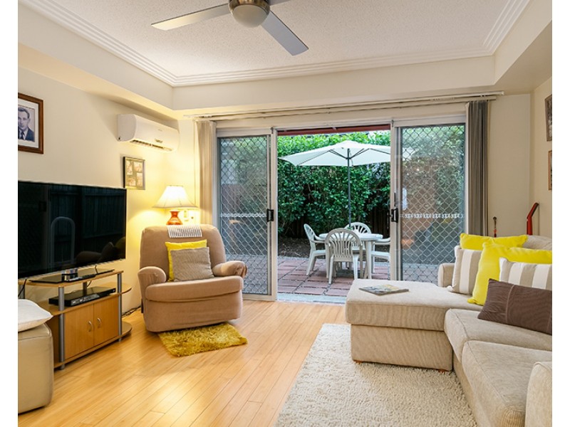 1/27 Dobson Street, Ascot QLD 4007