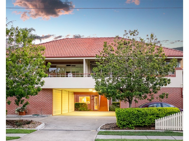 1/27 Dobson Street, Ascot QLD 4007