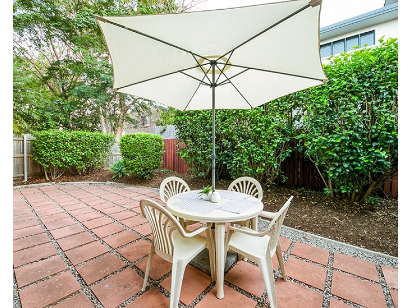 1/27 Dobson Street, Ascot QLD 4007