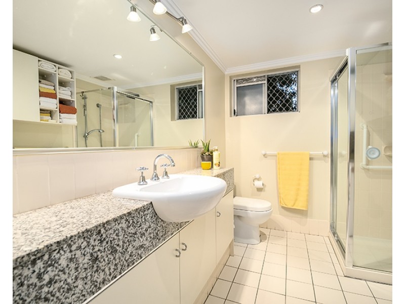 1/27 Dobson Street, Ascot QLD 4007