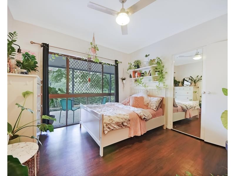 11 Beech Drive, Cashmere QLD 4500