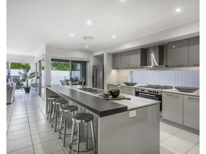 32 Harding Street, Hendra QLD 4011