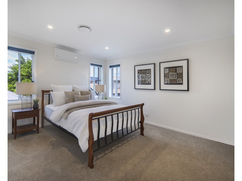 32 Harding Street, Hendra QLD 4011