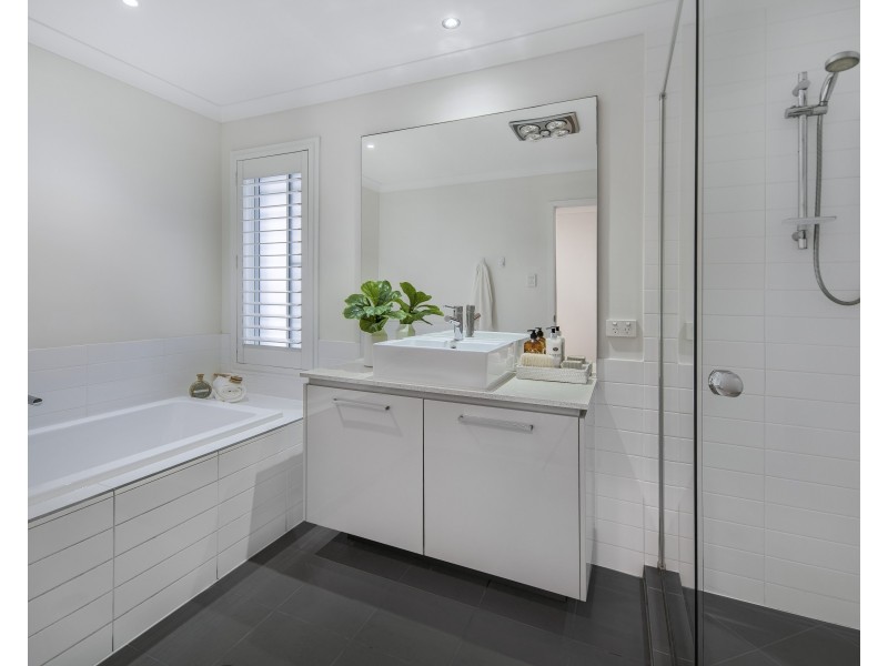 32 Harding Street, Hendra QLD 4011