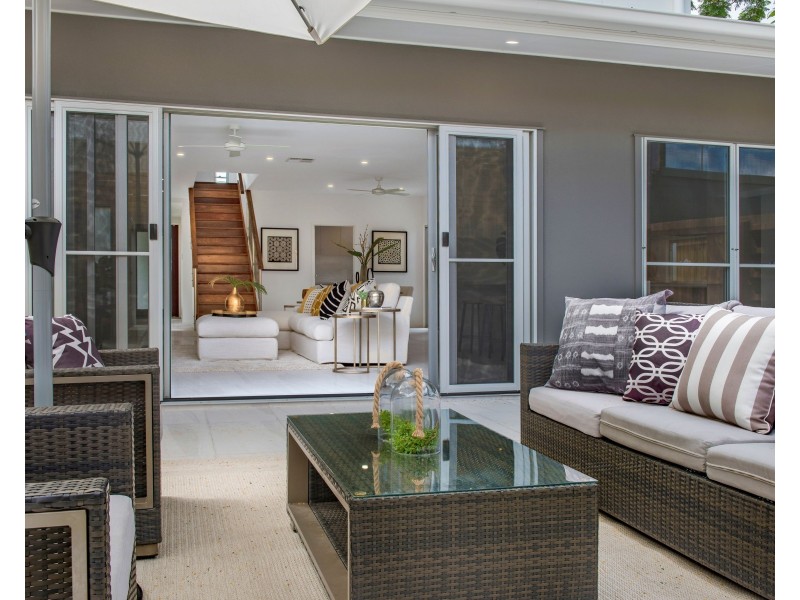 11 Gordon Street, Hendra QLD 4011