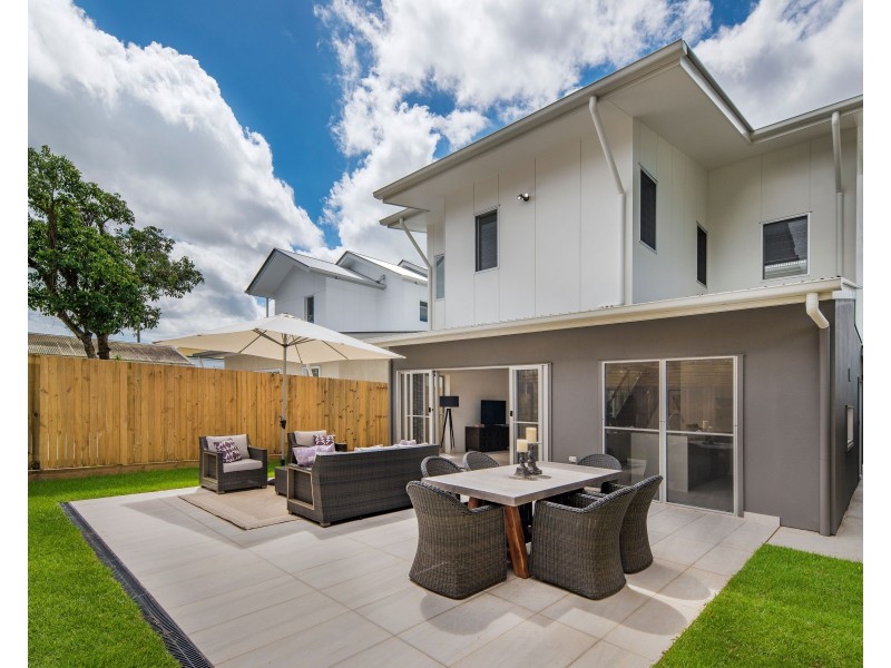 11 Gordon Street, Hendra QLD 4011