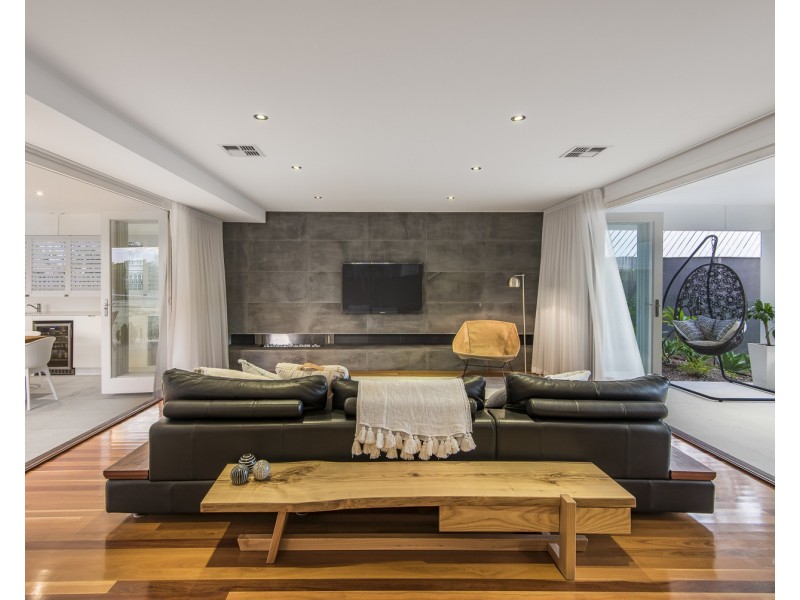 136 Lancaster Road, Ascot QLD 4007