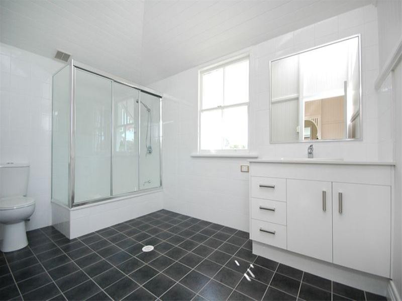 Wavell Heights QLD 4012