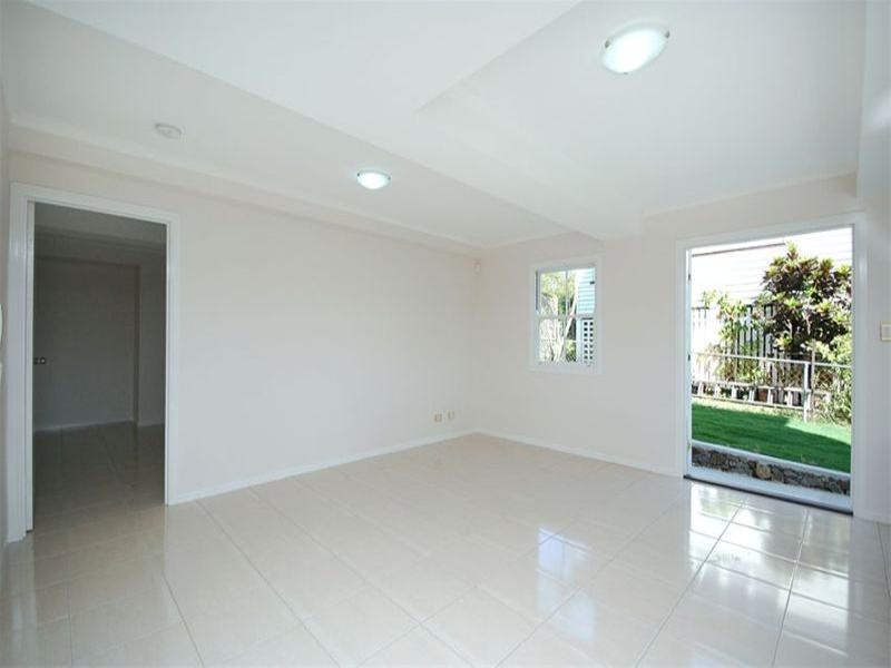 Wavell Heights QLD 4012
