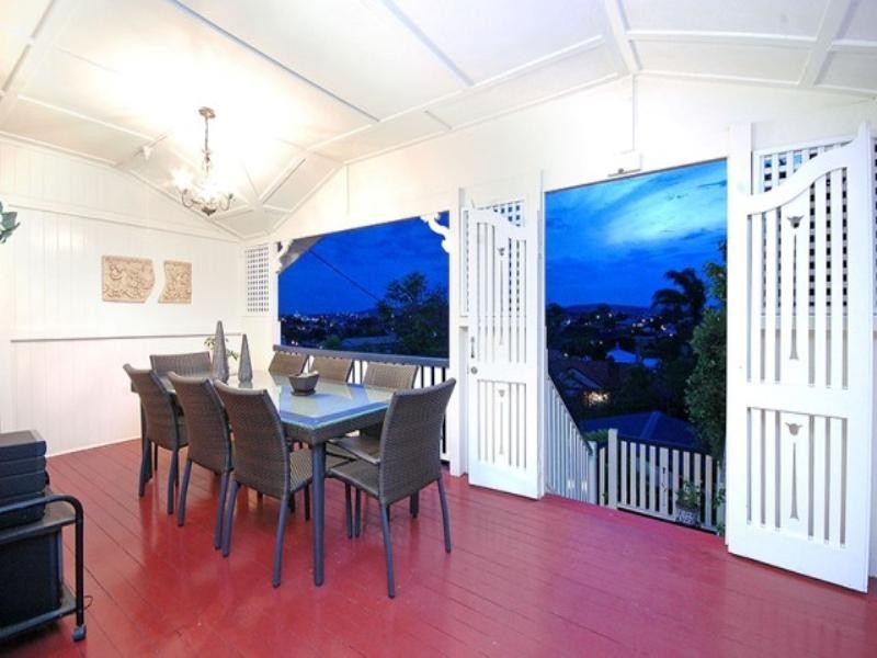 Clayfield QLD 4011