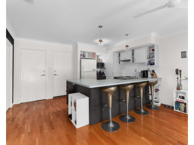 25 Blake Street, Wooloowin QLD 4030