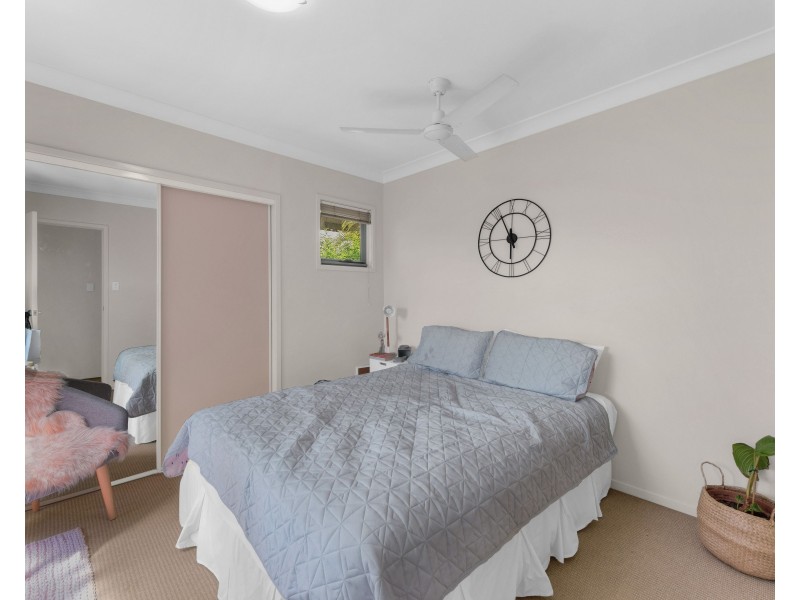 25 Blake Street, Wooloowin QLD 4030