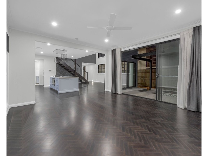 147 Allen Street, Hamilton QLD 4007