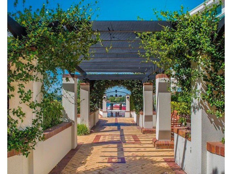 27/29 Harbour Road, Hamilton QLD 4007