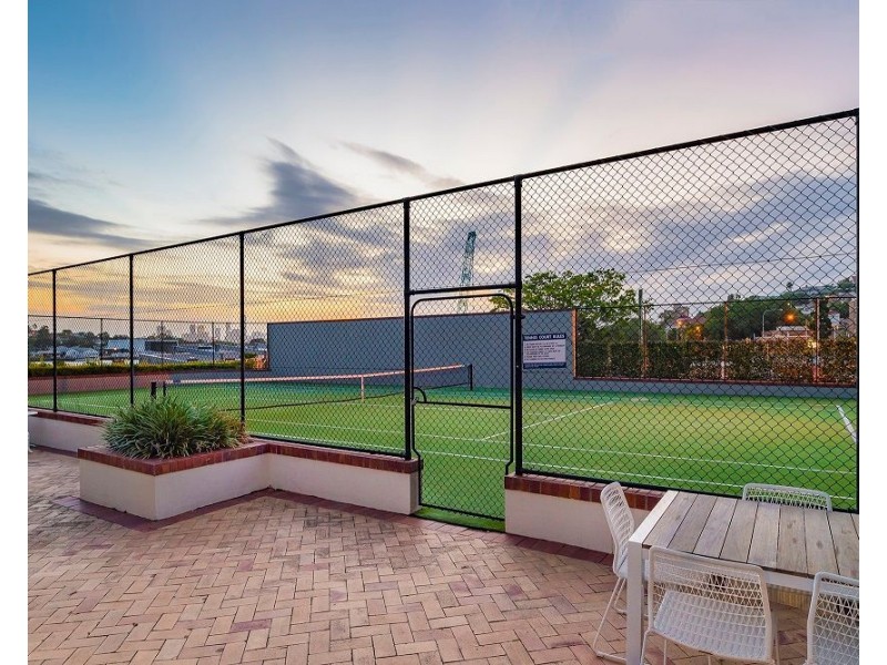 27/29 Harbour Road, Hamilton QLD 4007