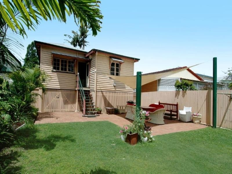 22 Brassey Street, Ascot QLD 4007