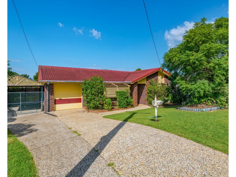 40 Bordeau Crescent, Petrie QLD 4502