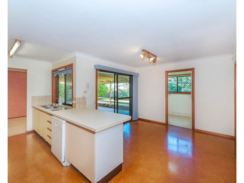 40 Bordeau Crescent, Petrie QLD 4502