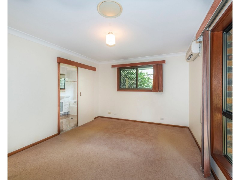 40 Bordeau Crescent, Petrie QLD 4502