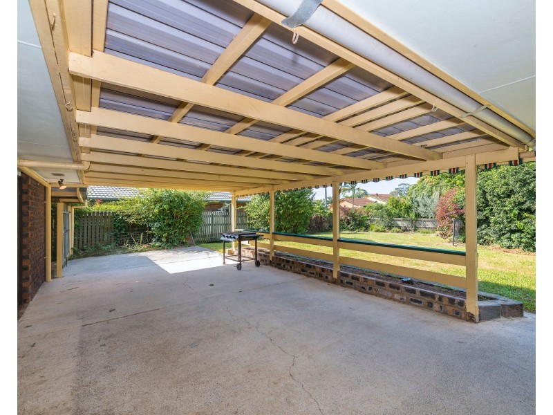 40 Bordeau Crescent, Petrie QLD 4502