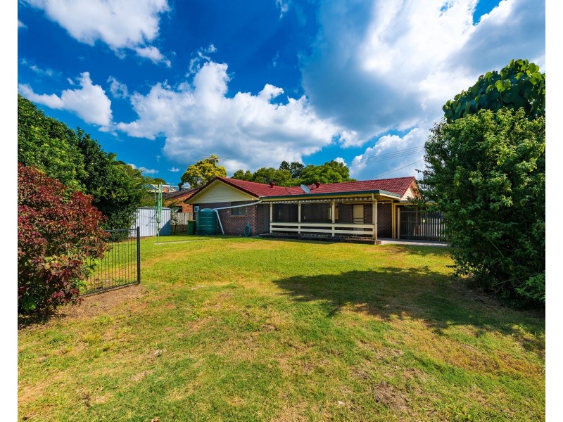 40 Bordeau Crescent, Petrie QLD 4502