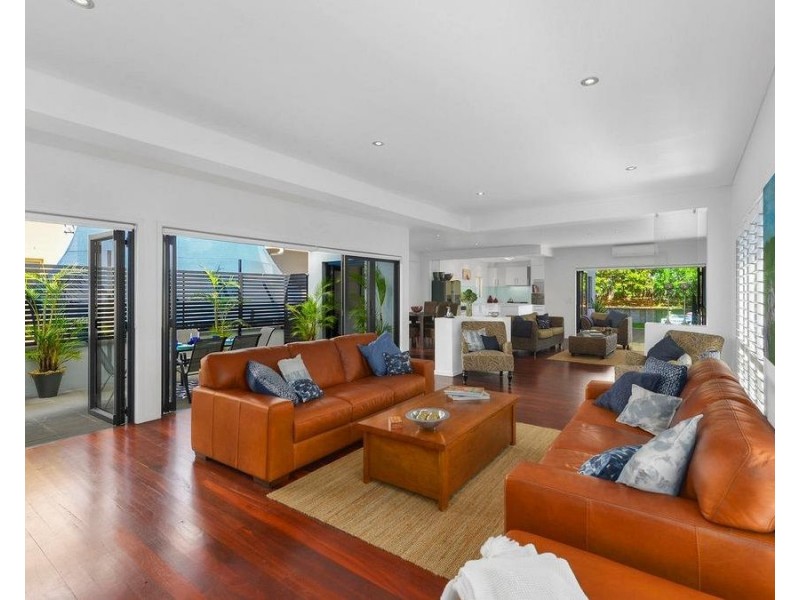 33 Reeve Street, Clayfield QLD 4011