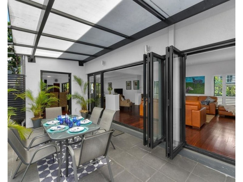 33 Reeve Street, Clayfield QLD 4011