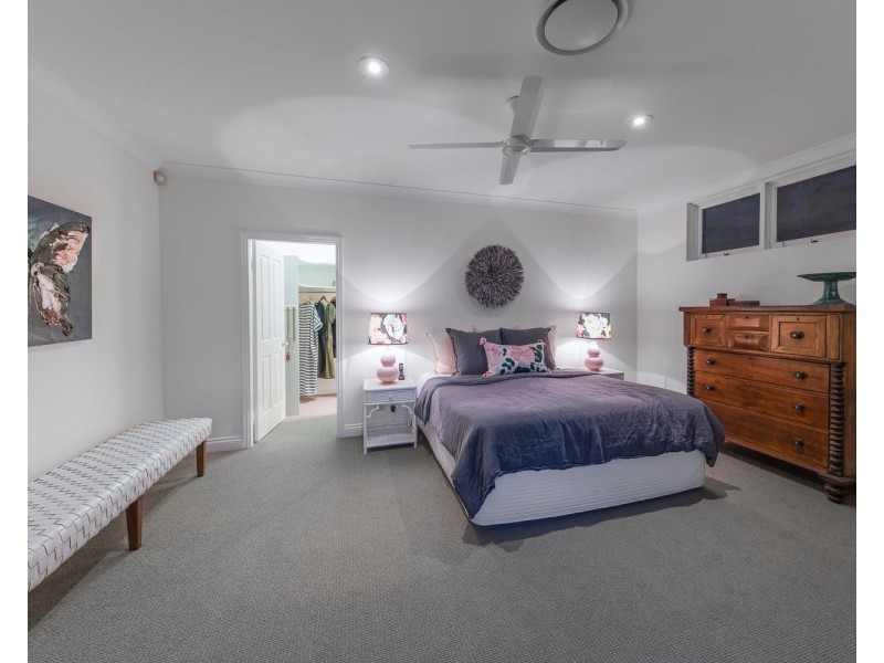 43 Joynt Street, Hamilton QLD 4007