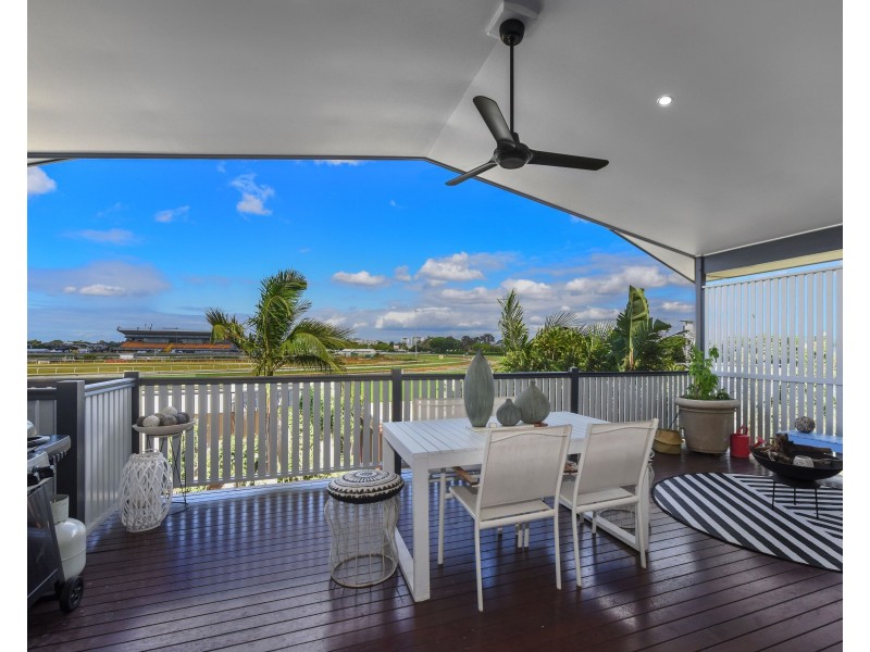 21 Raceview Avenue, Hendra QLD 4011