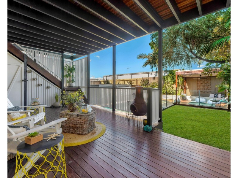 21 Raceview Avenue, Hendra QLD 4011