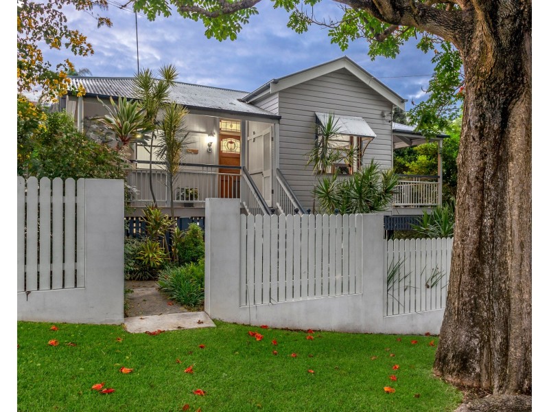 17 Ray Street, Wilston QLD 4051