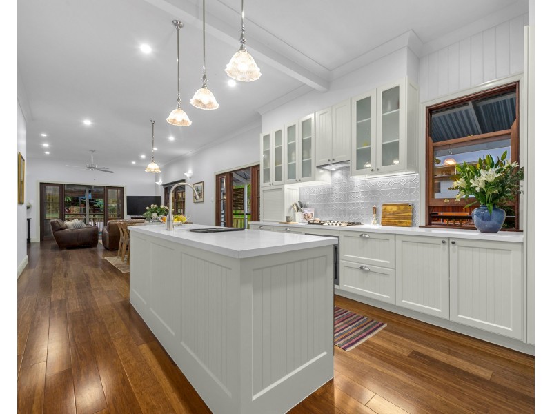 17 Ray Street, Wilston QLD 4051