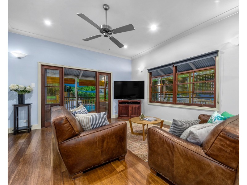 17 Ray Street, Wilston QLD 4051