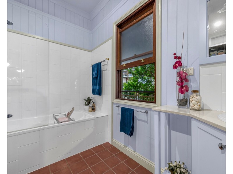 17 Ray Street, Wilston QLD 4051